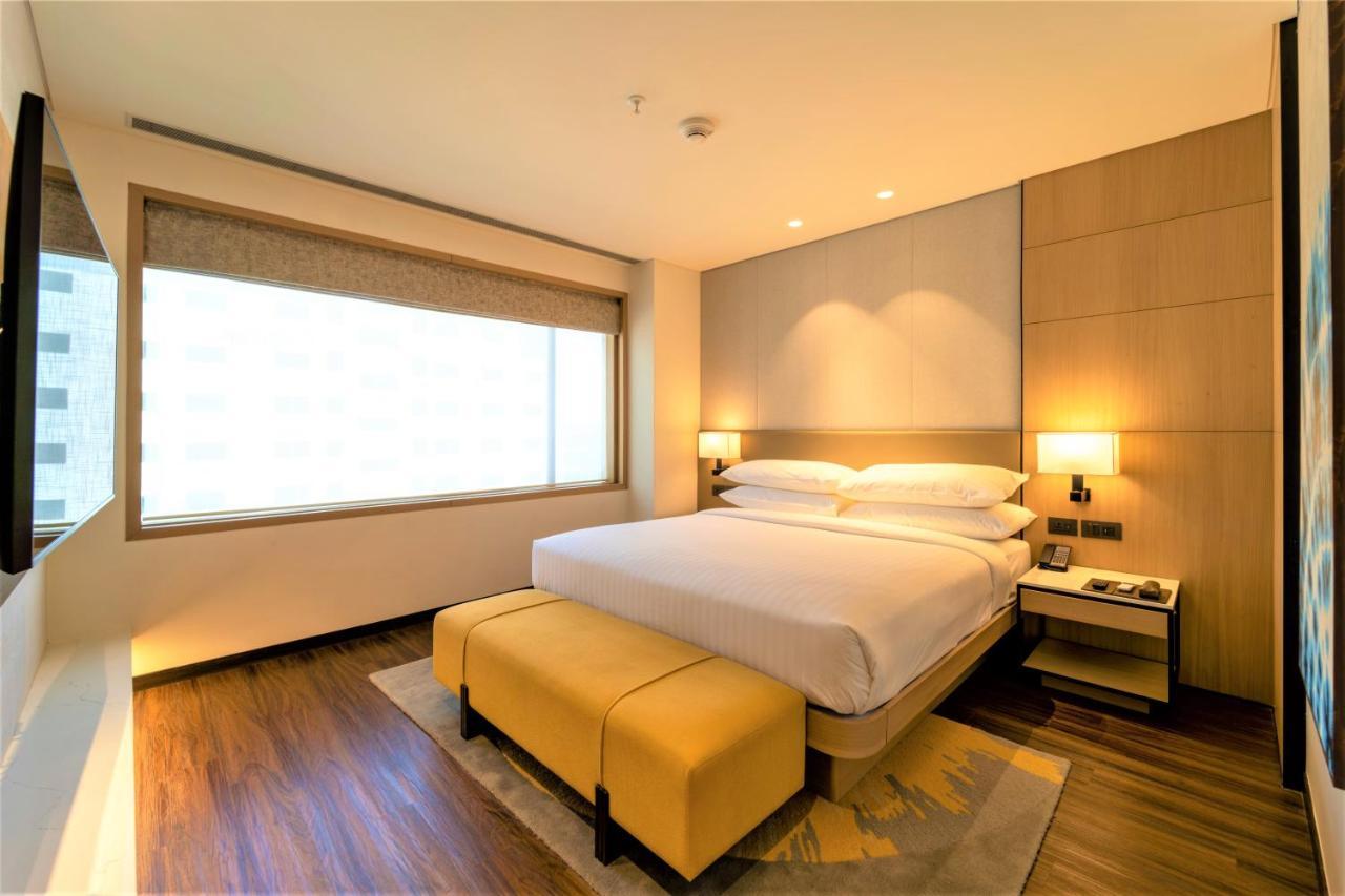 Courtyard By Marriott 바도다라 외부 사진