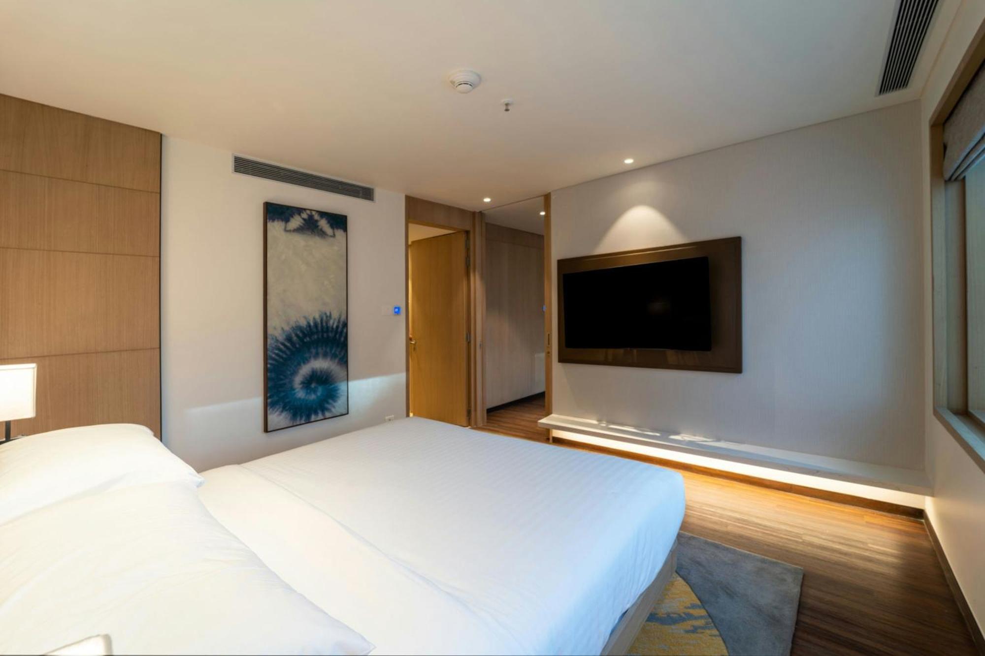 Courtyard By Marriott 바도다라 외부 사진