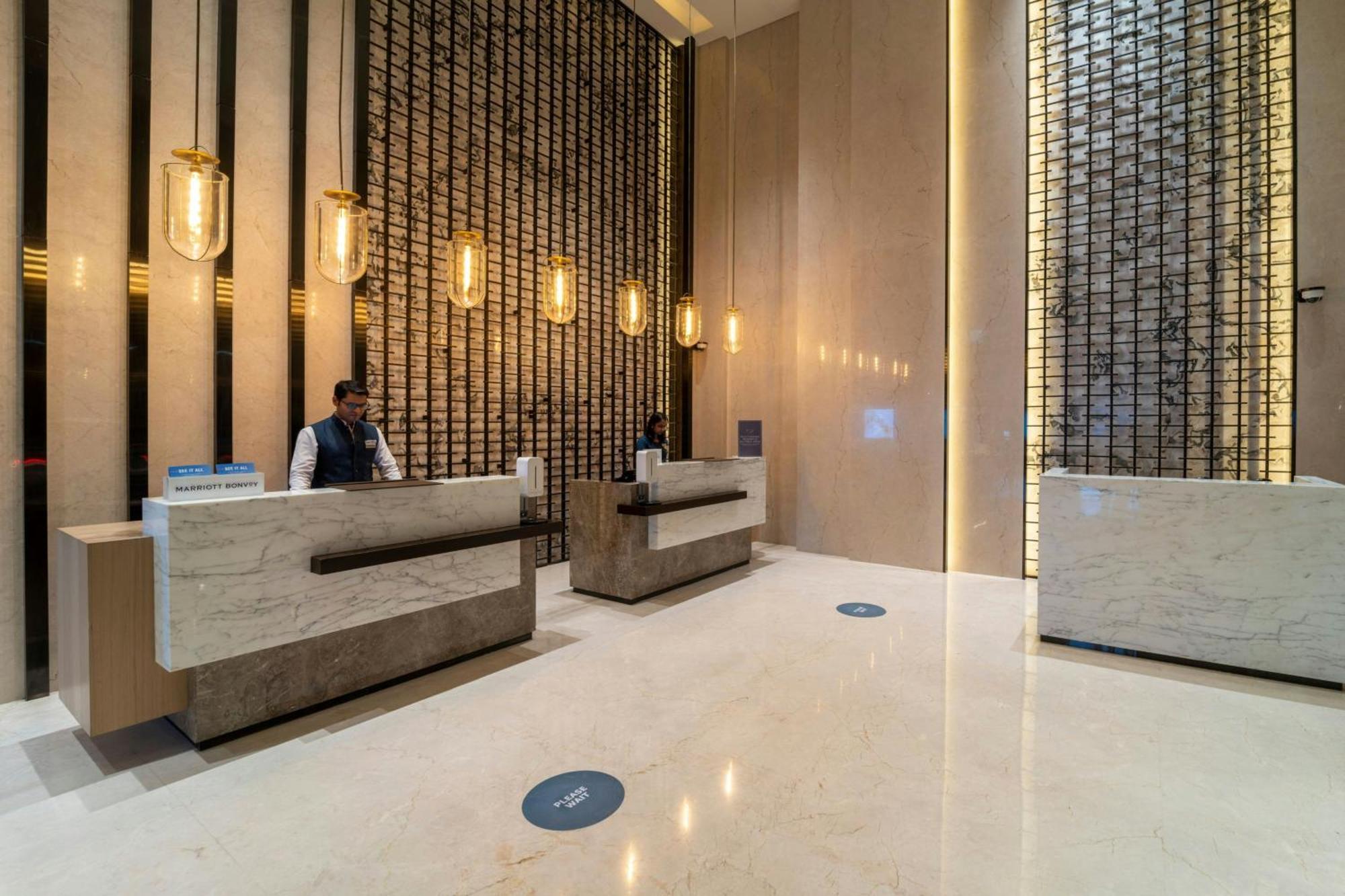 Courtyard By Marriott 바도다라 외부 사진